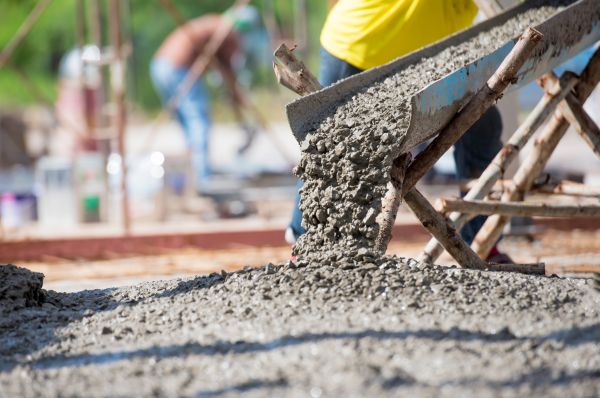 Backyard Concrete Pouring in Riverton